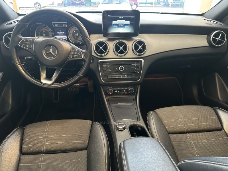 GLA 250 2.0 SPORT 16V TURBO 4X2 4P AUTOMÁTICA - 2016 - CANELA