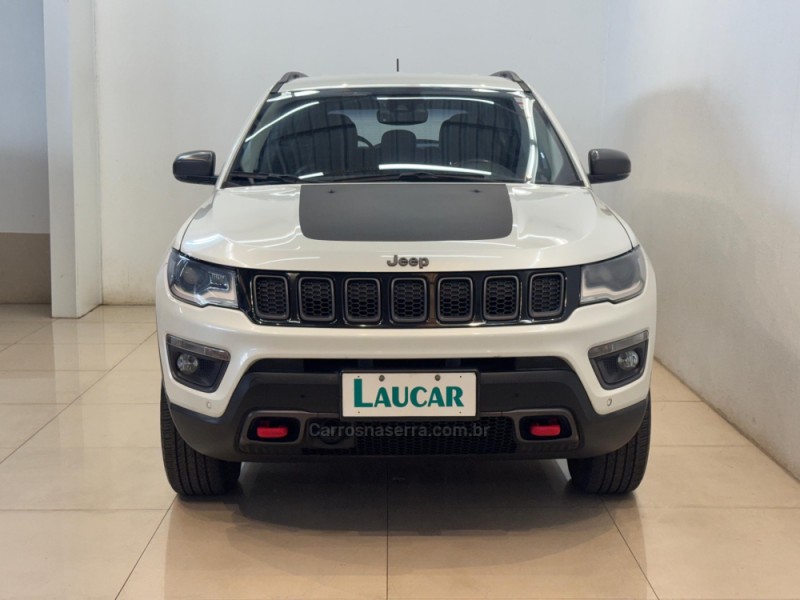 COMPASS 2.0 16V DIESEL TRAILHAWK 4X4 AUTOMÁTICO - 2017 - CASCA