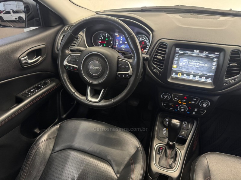 COMPASS 2.0 16V DIESEL TRAILHAWK 4X4 AUTOMÁTICO - 2017 - CASCA