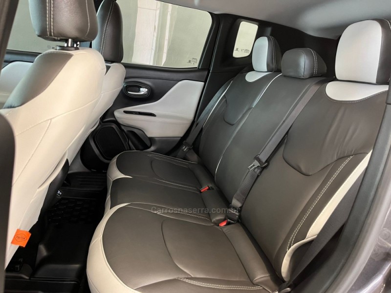 RENEGADE 1.3 16V ALTITUDE T270 TURBO FLEX 4P AUTOMÁTICO - 2026 - BENTO GONçALVES