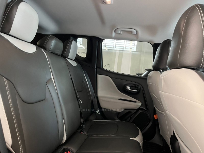 RENEGADE 1.3 16V ALTITUDE T270 TURBO FLEX 4P AUTOMÁTICO - 2026 - BENTO GONçALVES