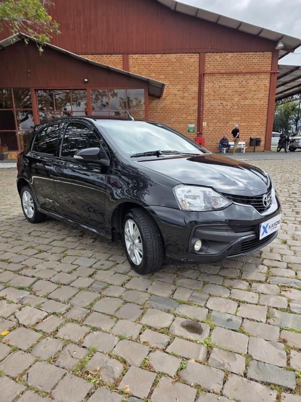 ETIOS 1.5 PLATINUM 16V FLEX 4P AUTOMÁTICO - 2018 - FLORES DA CUNHA