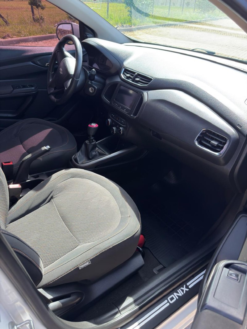 ONIX 1.4 MPFI LTZ 8V FLEX 4P MANUAL - 2014 - ANTôNIO PRADO