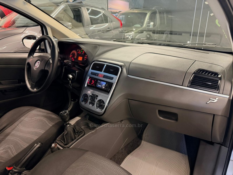 PUNTO 1.4 8V FLEX 4P MANUAL - 2010 - ESTâNCIA VELHA