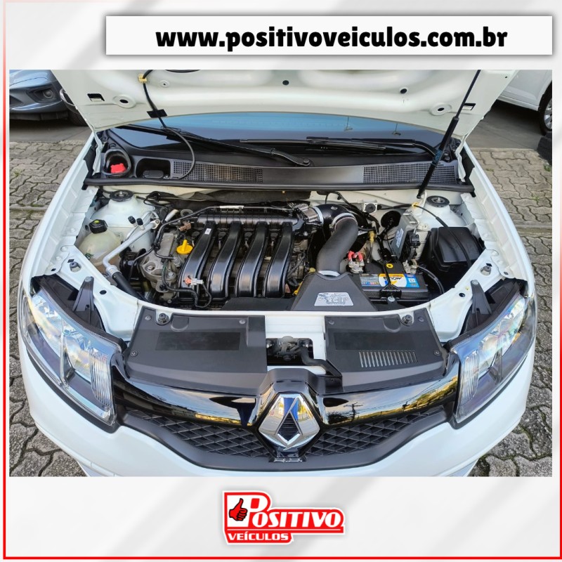 SANDERO 2.0 RS 16V FLEX 4P MANUAL - 2016 - CAXIAS DO SUL