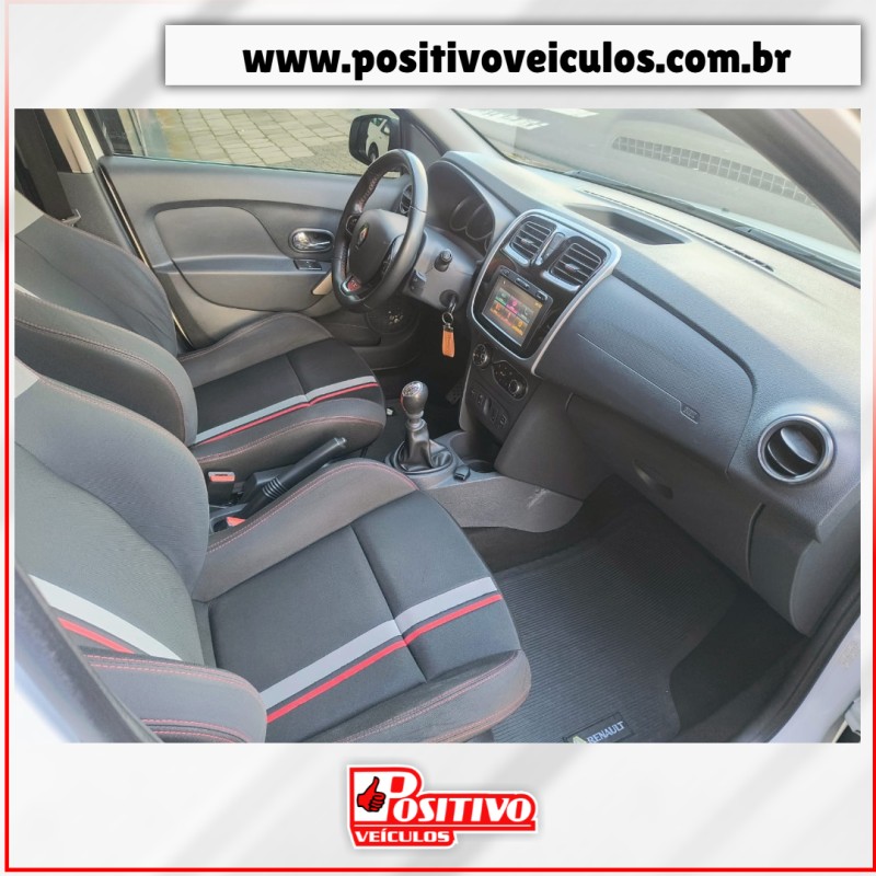 SANDERO 2.0 RS 16V FLEX 4P MANUAL - 2016 - CAXIAS DO SUL