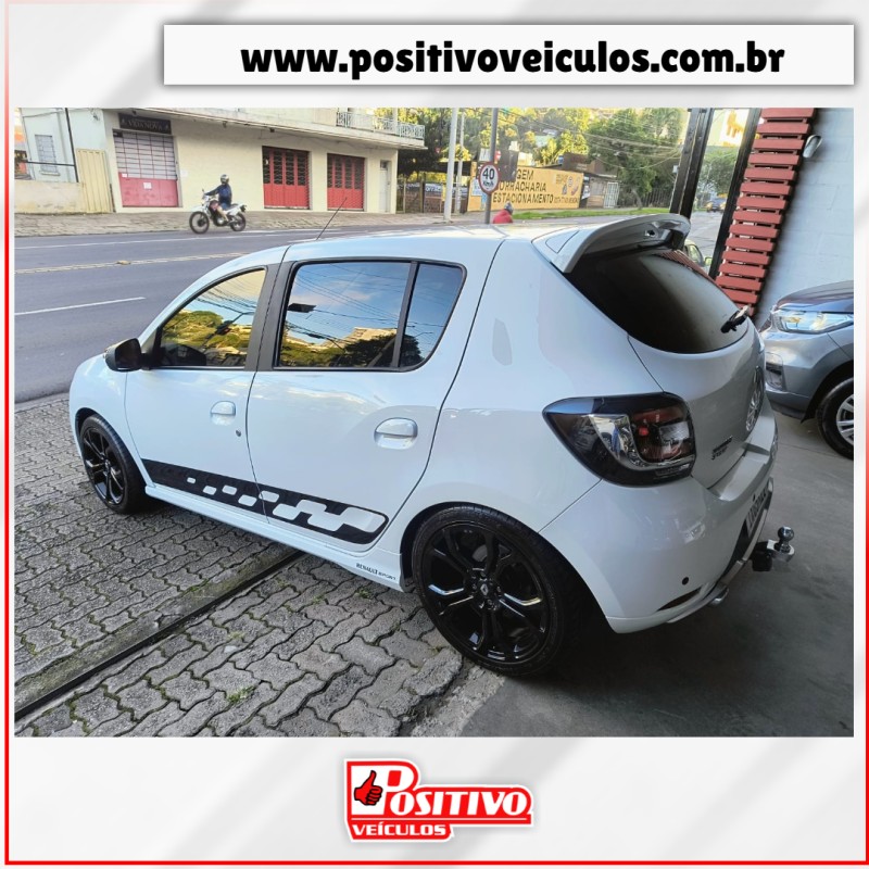 SANDERO 2.0 RS 16V FLEX 4P MANUAL - 2016 - CAXIAS DO SUL