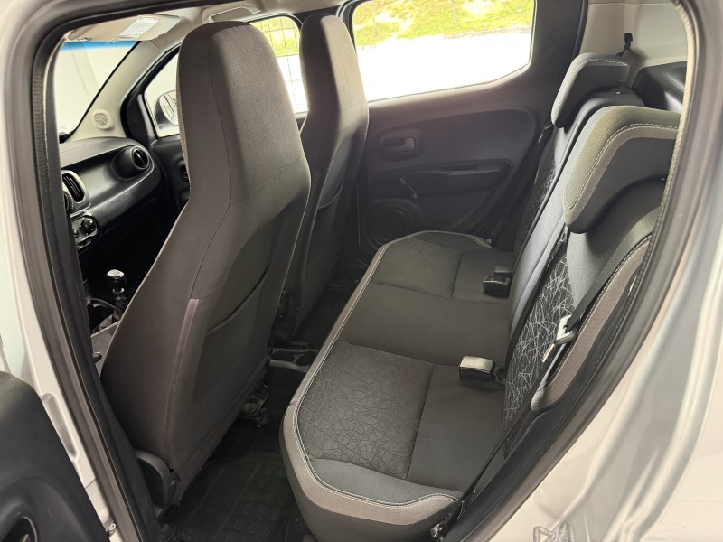 MOBI 1.0 8V EVO FLEX LIKE. ON MANUAL - 2017 - CAXIAS DO SUL