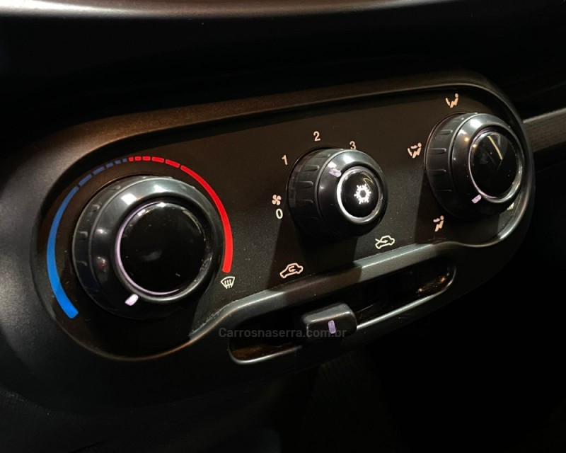 UNO 1.0 DRIVE 6V FLEX 4P MANUAL - 2018 - VACARIA