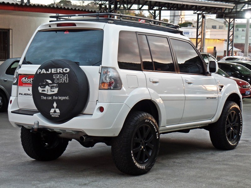 PAJERO TR4 2.0 4X4 16V 140CV FLEX 4P AUTOMÁTICO - 2014 - CAXIAS DO SUL