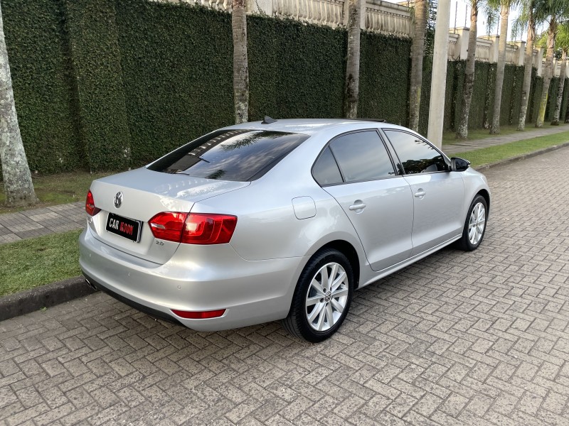 JETTA 2.0 COMFORTLINE FLEX 4P TIPTRONIC - 2014 - CAXIAS DO SUL