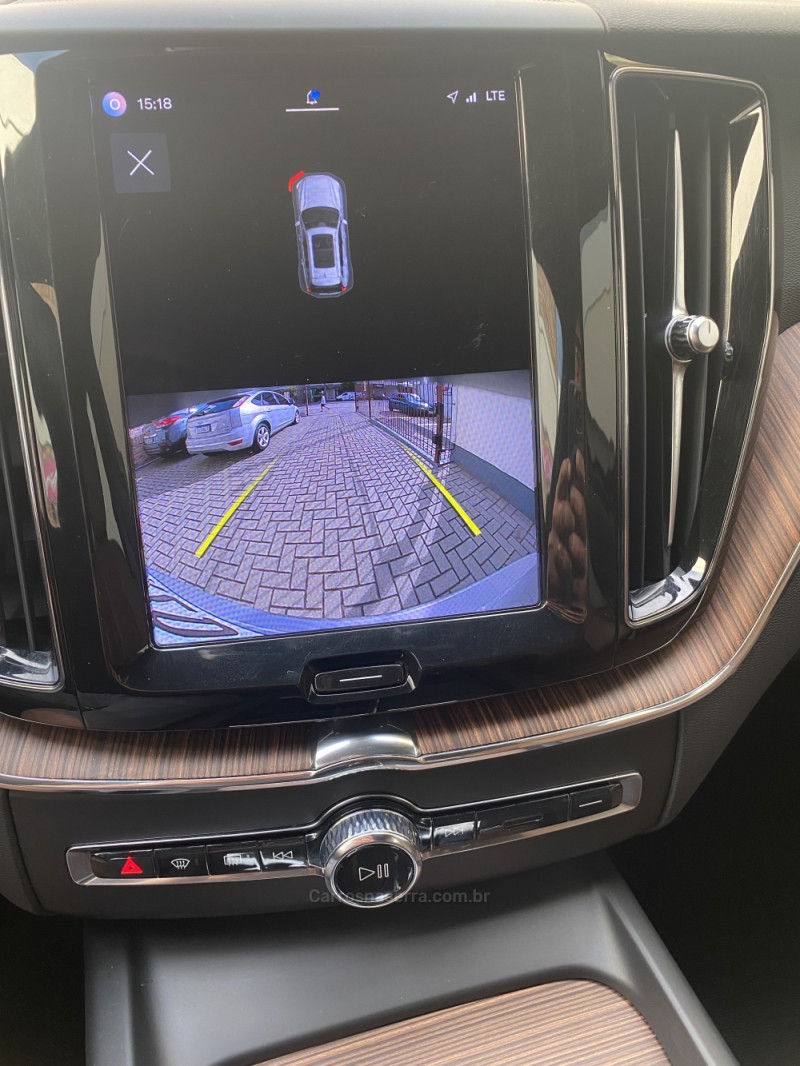 XC60 2.0 T8 RECHARGE PLUS AWD HIBRIDO 4P AUTOMÁTICO - 2023 - CAXIAS DO SUL