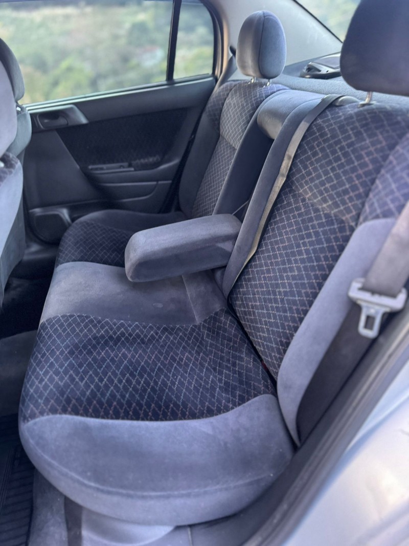 ASTRA 2.0 MPFI GLS SEDAN 8V GASOLINA 4P MANUAL - 1999 - BENTO GONçALVES