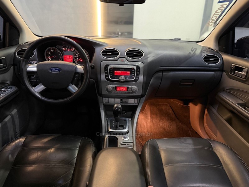 FOCUS 2.0 GHIA 16V GASOLINA 4P AUTOMÁTICO - 2009 - NOVO HAMBURGO