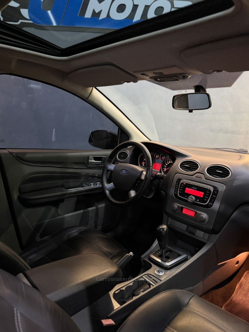 FOCUS 2.0 GHIA 16V GASOLINA 4P AUTOMÁTICO - 2009 - NOVO HAMBURGO