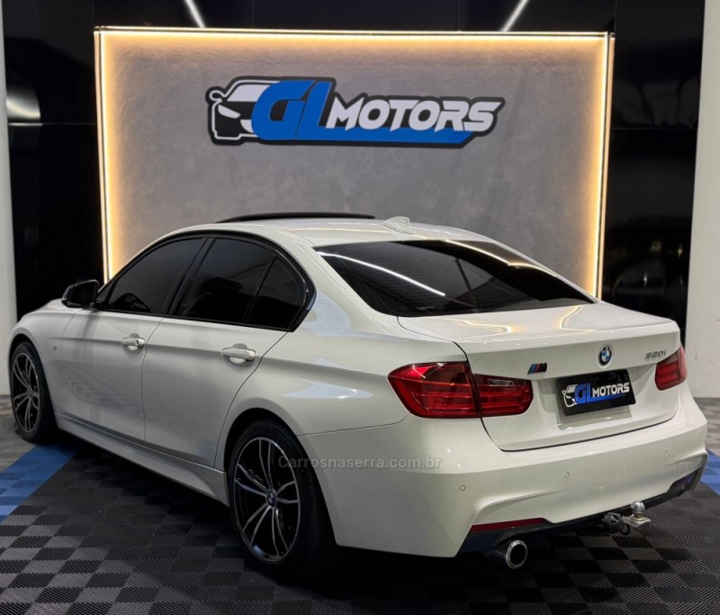 320I 2.0 M SPORT 16V TURBO ACTIVEFLEX 4P AUTOMÁTICO - 2015 - NOVO HAMBURGO