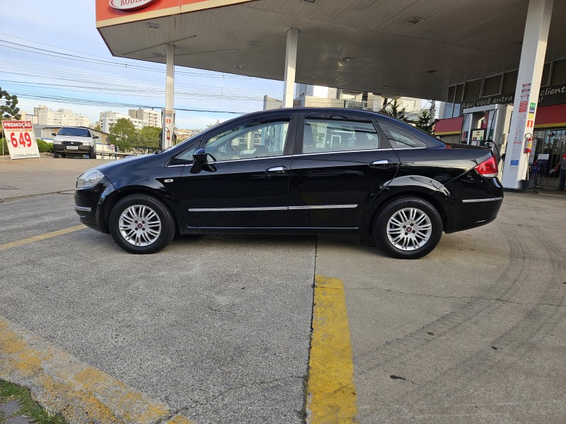 LINEA 1.8 ESSENCE 16V FLEX 4P MANUAL - 2015 - CAXIAS DO SUL