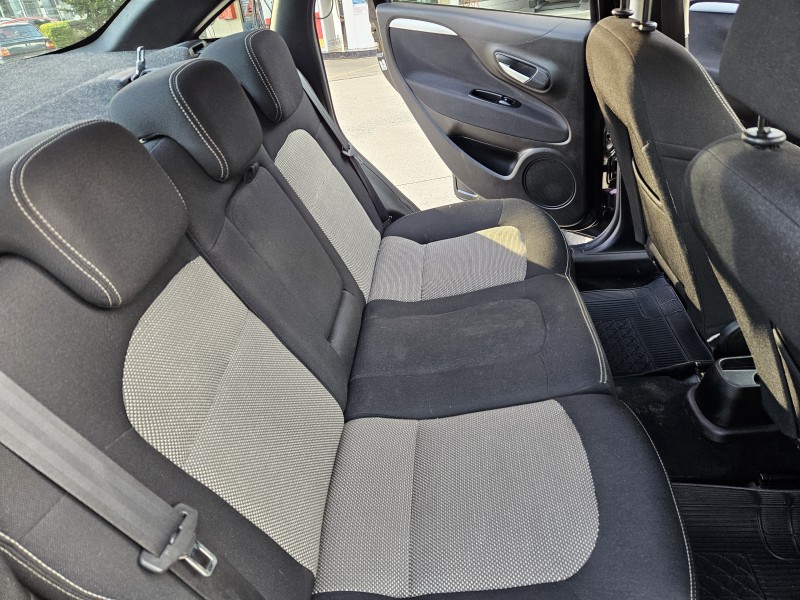 LINEA 1.8 ESSENCE 16V FLEX 4P MANUAL - 2015 - CAXIAS DO SUL