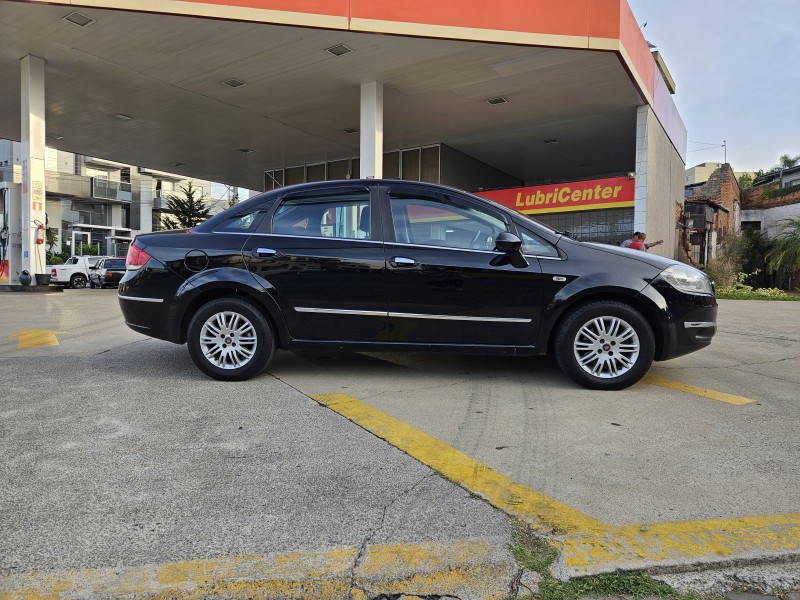 LINEA 1.8 ESSENCE 16V FLEX 4P MANUAL - 2015 - CAXIAS DO SUL