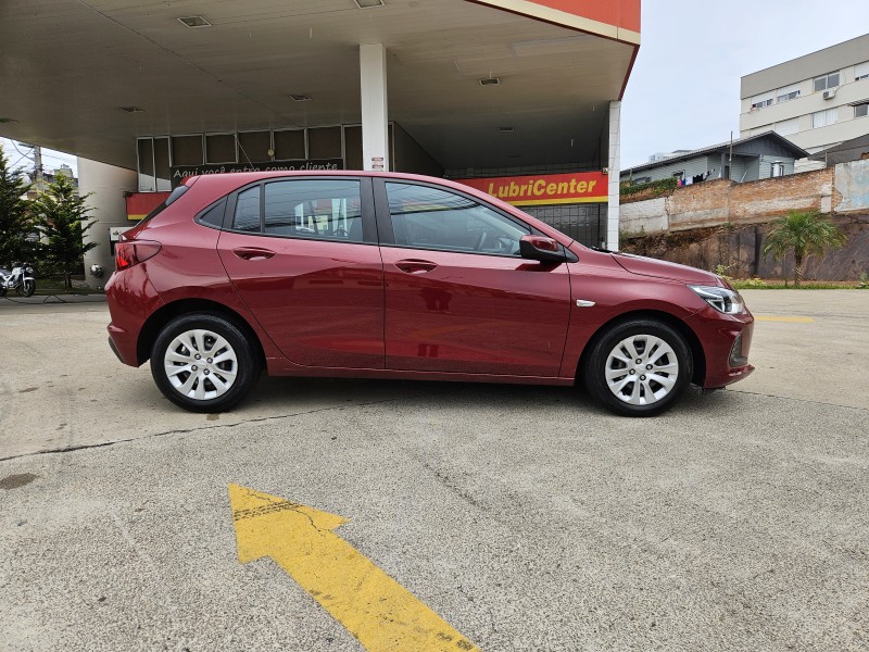 ONIX 1.0 LT PLUS 8V FLEX 4P MANUAL - 2021 - CAXIAS DO SUL