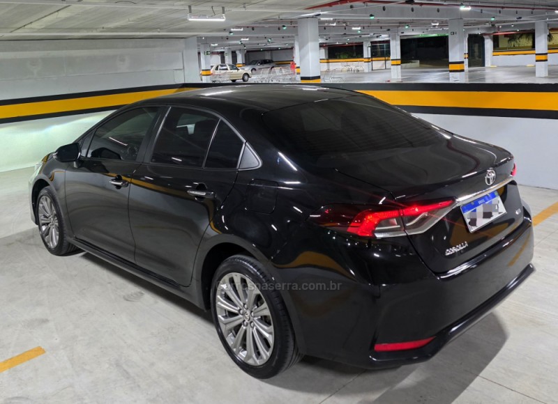 COROLLA 2.0 XEI 16V FLEX 4P AUTOMÁTICO - 2023 - CAXIAS DO SUL