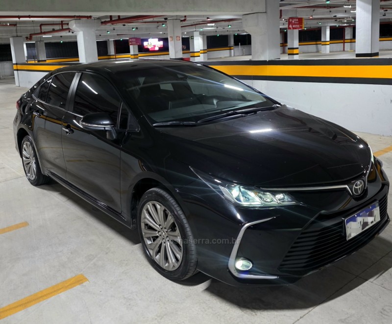 COROLLA 2.0 XEI 16V FLEX 4P AUTOMÁTICO - 2023 - CAXIAS DO SUL