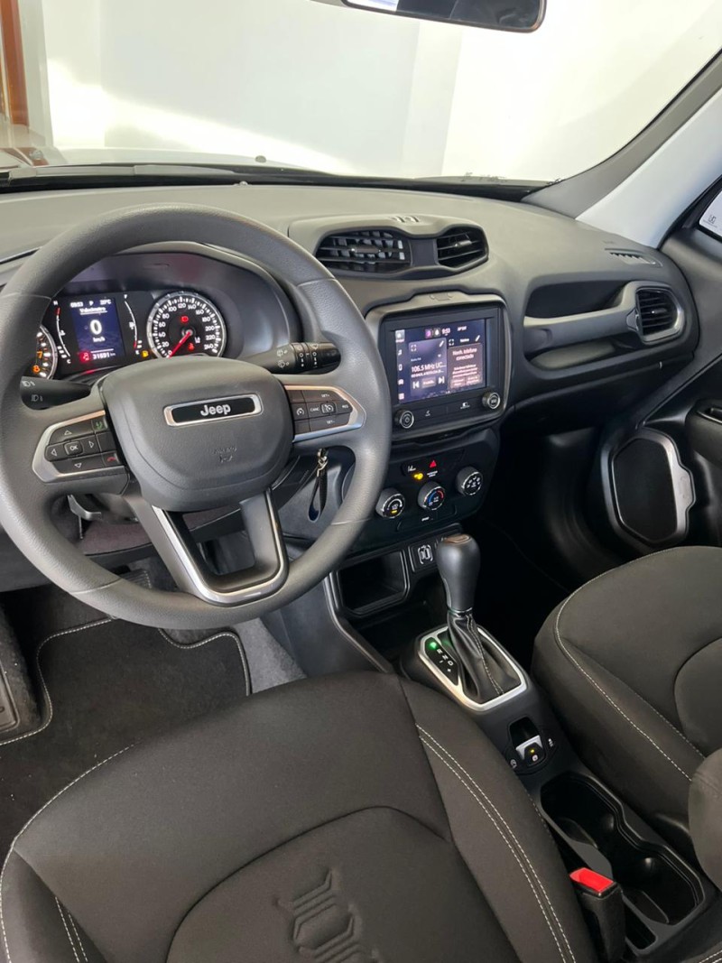 RENEGADE 1.3 SPORT T270 16V TURBO FLEX 4P AUTOMÁTICO - 2023 - CAXIAS DO SUL