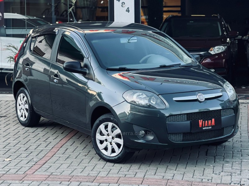 PALIO 1.4 EVO ATTRACTIVE ITALIA 8V FLEX 5P MANUAL - 2013 - SAPUCAIA DO SUL