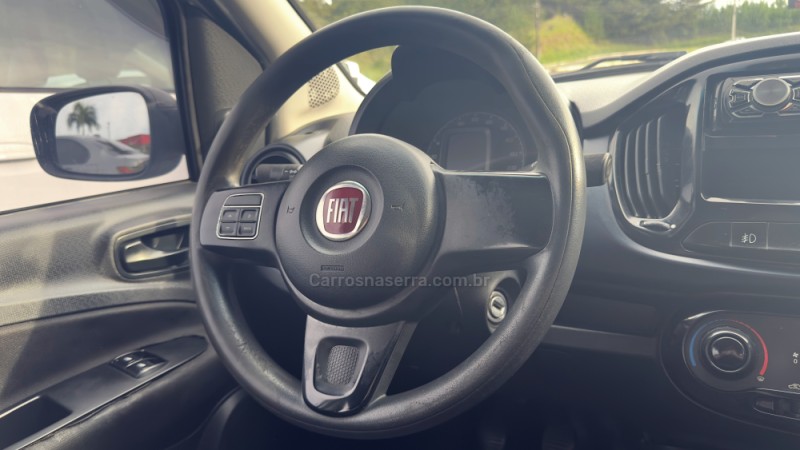 UNO 1.0 EVO ATTRACTIVE 8V FLEX 4P MANUAL - 2016 - SAPIRANGA