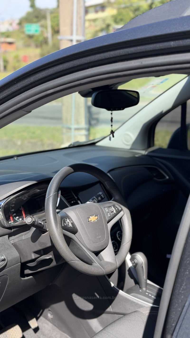 TRACKER 1.4 16V TURBO FLEX LT AUTOMÁTICO - 2018 - CAXIAS DO SUL