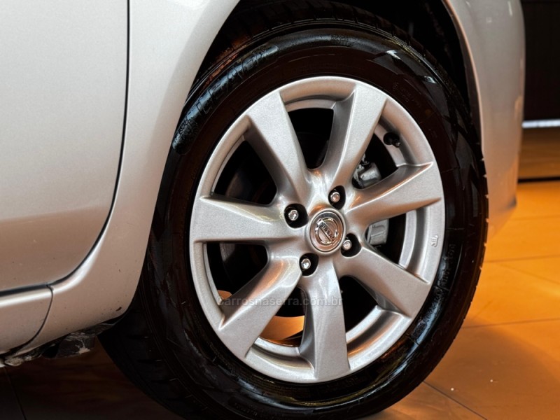 VERSA 1.6 16V FLEX SL 4P MANUAL - 2013 - DOIS IRMãOS