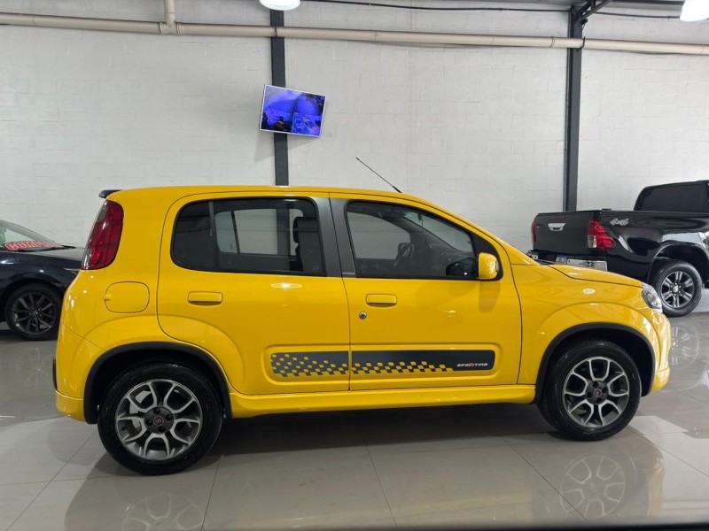 UNO 1.4 EVO SPORTING 8V FLEX 4P MANUAL - 2014 - CAXIAS DO SUL