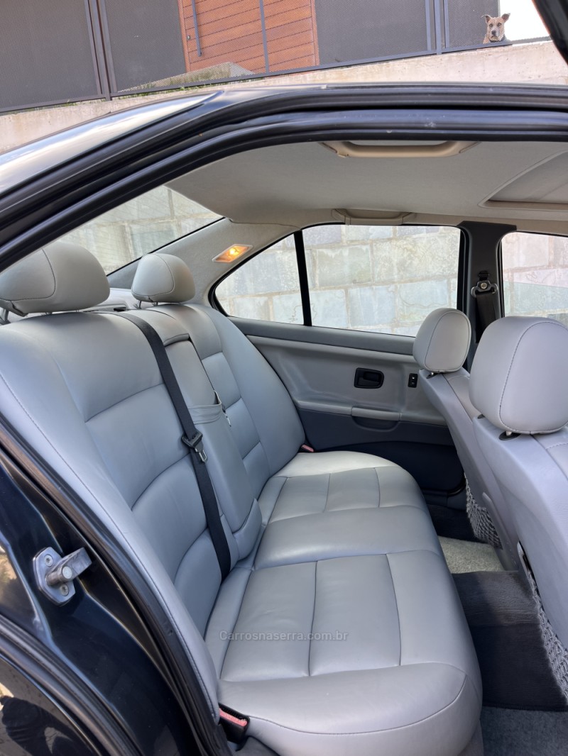 318I 2.0 SEDAN 16V GASOLINA 4P AUTOMÁTICO - 1997 - FLORES DA CUNHA