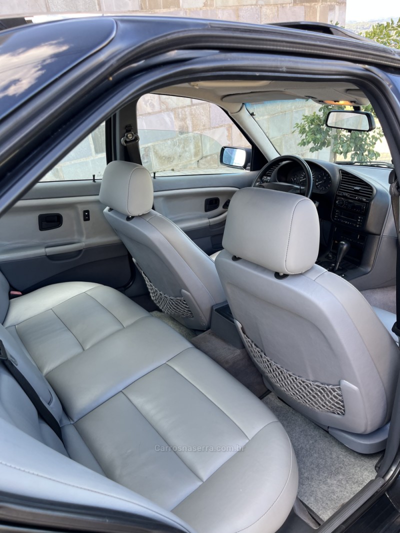 318I 2.0 SEDAN 16V GASOLINA 4P AUTOMÁTICO - 1997 - FLORES DA CUNHA