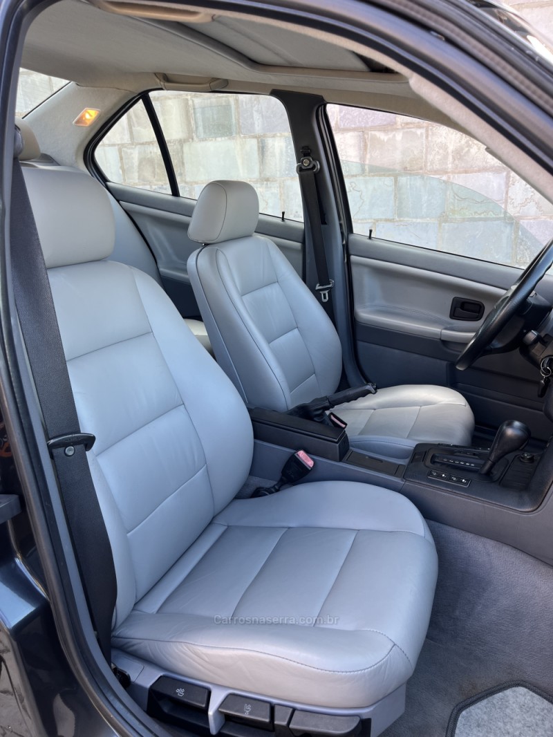 318I 2.0 SEDAN 16V GASOLINA 4P AUTOMÁTICO - 1997 - FLORES DA CUNHA