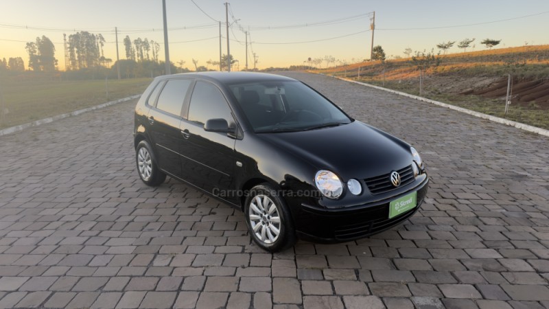 POLO 1.6 MI 8V TOTAL FLEX 4P MANUAL - 2006 - VILA FLORES
