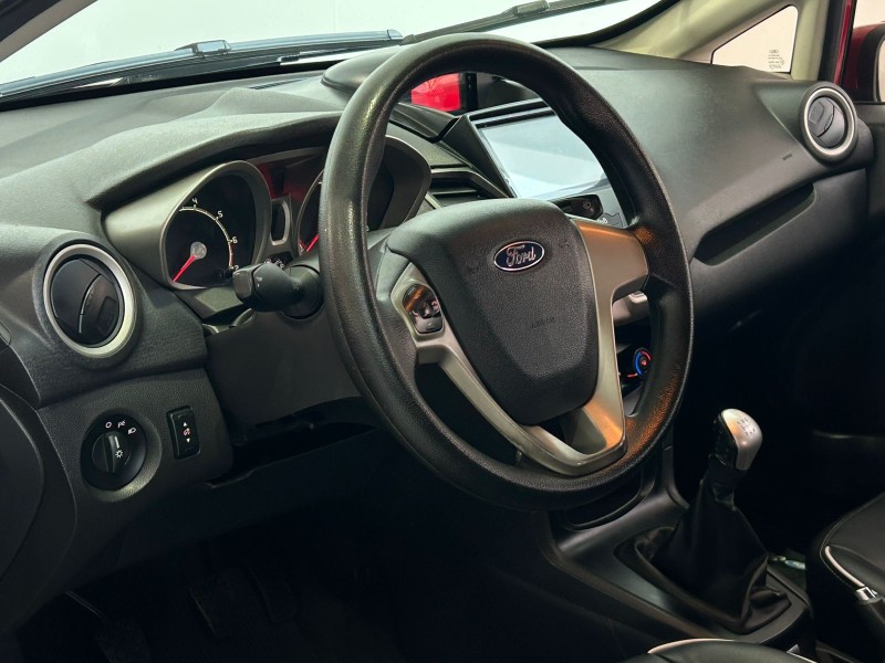 FIESTA 1.6 SE HATCH 16V FLEX 4P MANUAL - 2013 - CAXIAS DO SUL