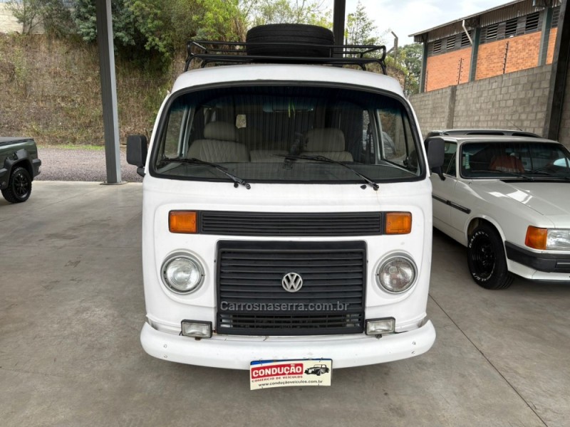 KOMBI 1.4 MI STD LOTAÇÃO 8V FLEX 3P MANUAL - 2008 - CAXIAS DO SUL
