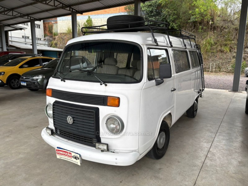 KOMBI 1.4 MI STD LOTAÇÃO 8V FLEX 3P MANUAL - 2008 - CAXIAS DO SUL