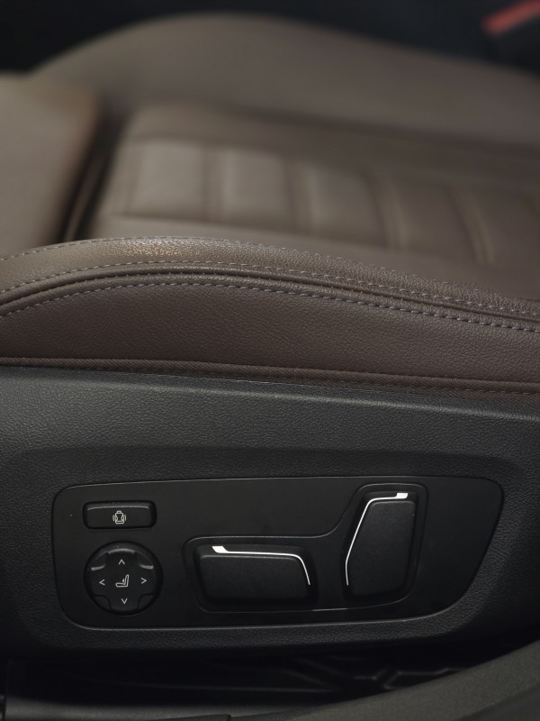 320I 2.0 M SPORT 16V TURBO ACTIVEFLEX 4P AUTOMÁTICO - 2025 - CAXIAS DO SUL