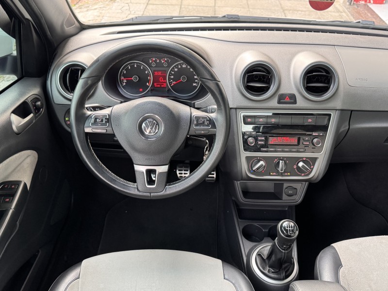 VOYAGE 1.6 MI EVIDENCE 8V FLEX 4P MANUAL - 2016 - CAXIAS DO SUL