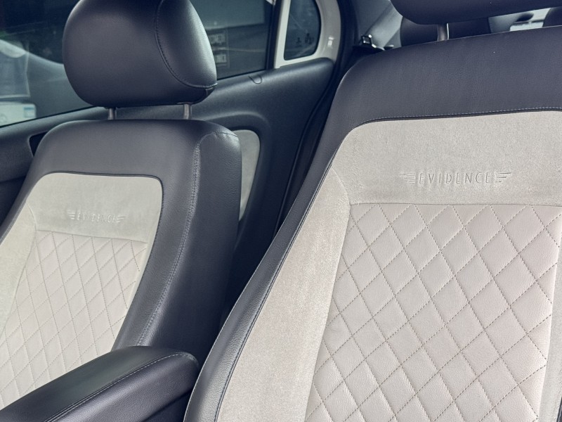 VOYAGE 1.6 MI EVIDENCE 8V FLEX 4P MANUAL - 2016 - CAXIAS DO SUL