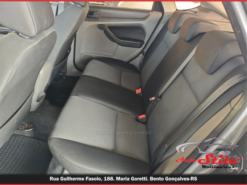 FOCUS 1.6 GLX SIGMA 16V FLEX 4P MANUAL - 2012 - BENTO GONçALVES