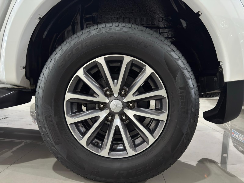 L200 TRITON 2.4 HPE-S SPORT 4X4 CD 16V DIESEL 4P AUTOMÁTICO - 2020 - CAXIAS DO SUL