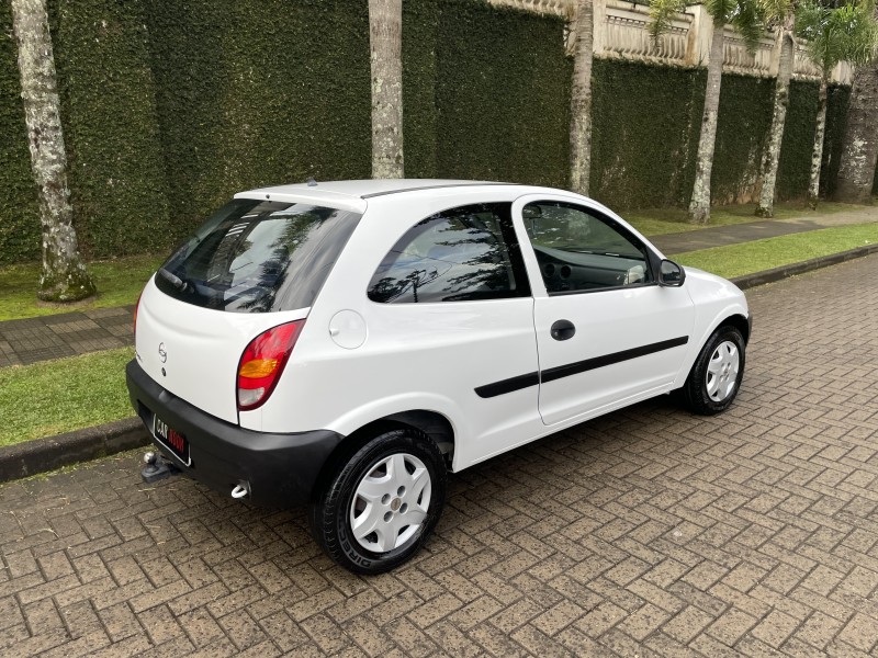 CELTA 1.0 MPFI 8V GASOLINA 2P MANUAL - 2001 - CAXIAS DO SUL