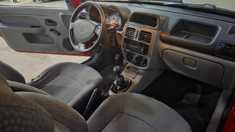 CLIO 1.0 CAMPUS 16V FLEX 2P MANUAL - 2011 - CAXIAS DO SUL