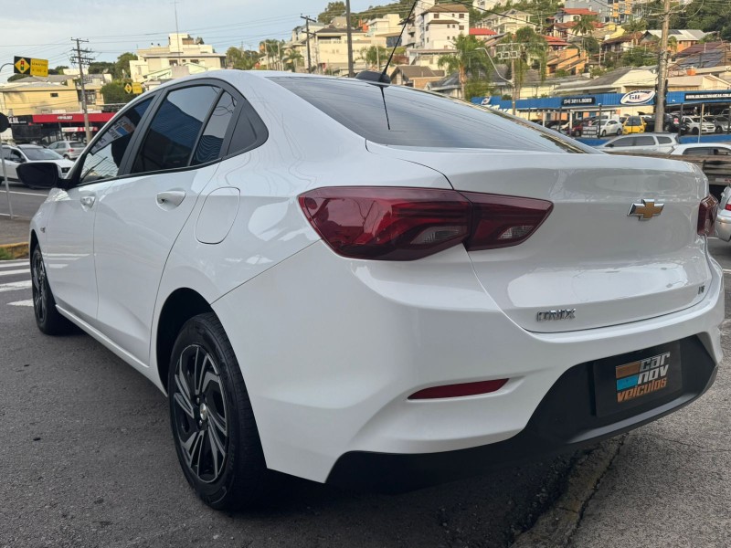 ONIX 1.0 SEDAN PLUS LT 12V FLEX 4P MANUAL - 2024 - CAXIAS DO SUL