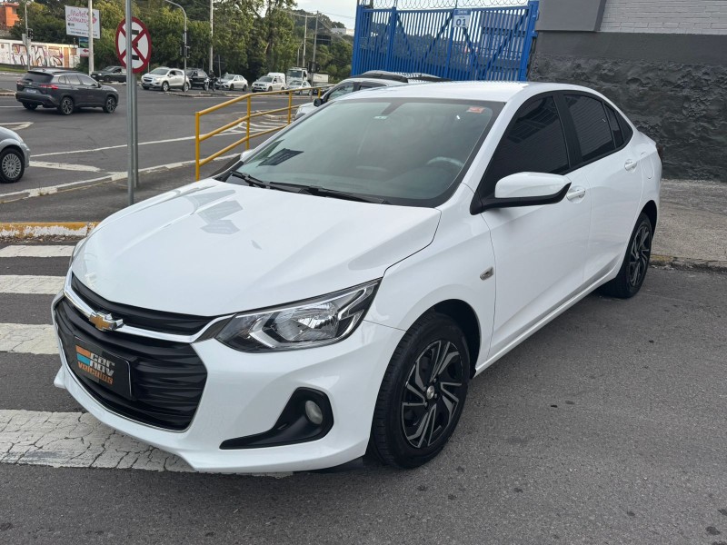 ONIX 1.0 SEDAN PLUS LT 12V FLEX 4P MANUAL - 2024 - CAXIAS DO SUL