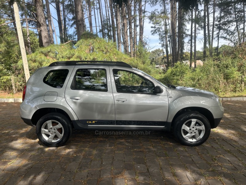 DUSTER 1.6 EXPRESSION 4X2 16V FLEX 4P MANUAL - 2015 - NOVA PRATA