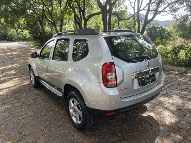 DUSTER 1.6 EXPRESSION 4X2 16V FLEX 4P MANUAL - 2015 - NOVA PRATA